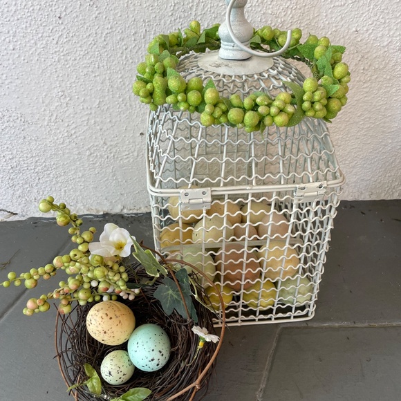 White metal decorative birdcage - lovely accent item for home, patio or garden - Picture 12 of 13